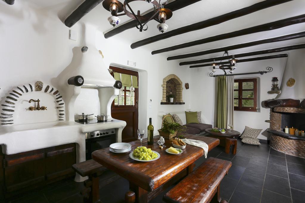 Astrolithos Boutique Hotel Monemvasía Стая снимка