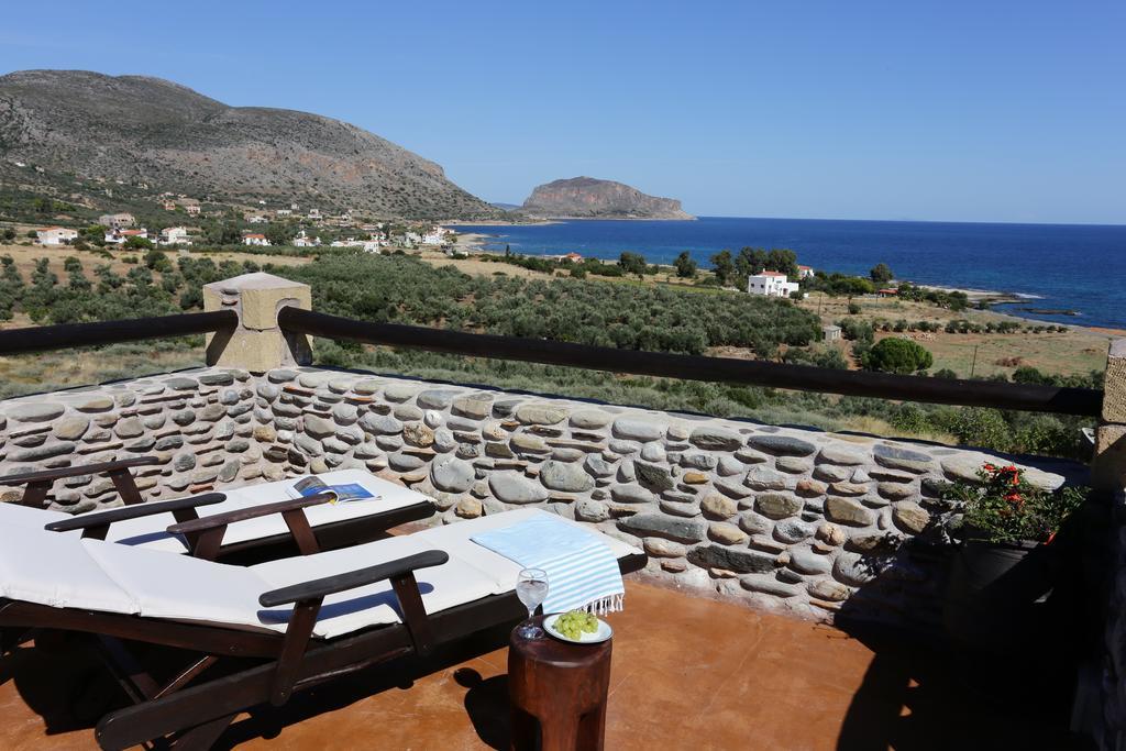 Astrolithos Boutique Hotel Monemvasía Стая снимка